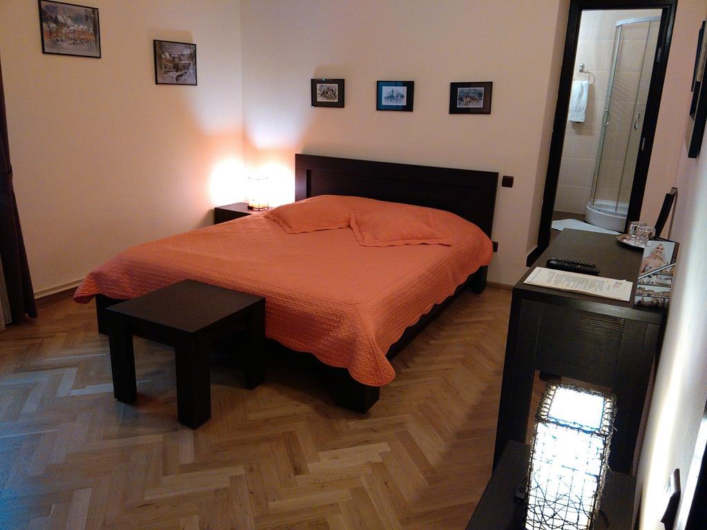 Rami House Central Double Rooms Brašov Pokoj fotografie
