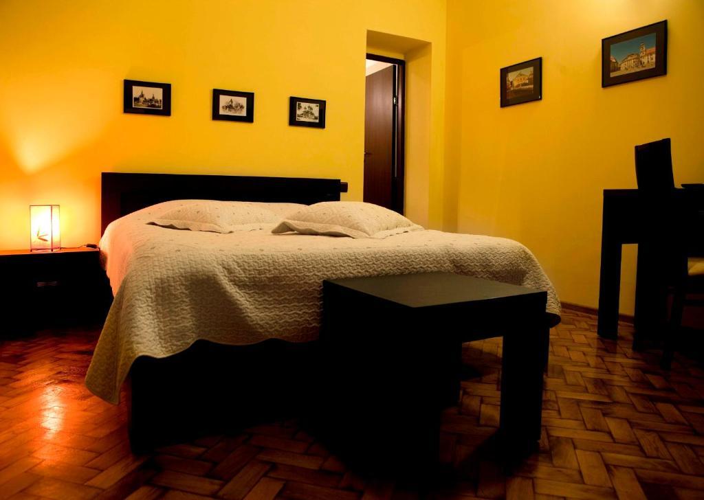 Rami House Central Double Rooms Brašov Pokoj fotografie